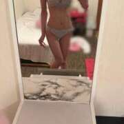 ヒメ日記 2025/10/05 16:30 投稿 つゆ 桃色クリスタル