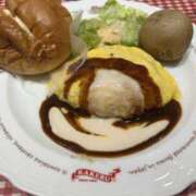 りこ 昨日は昼間にランチとホテルデート❤️ 恋するセレブ 立川店