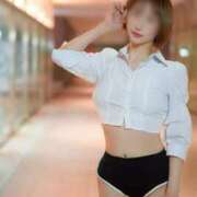 ヒメ日記 2025/05/06 13:36 投稿 萩野 あまね RANUNCULUS(ラナンキュラス)