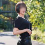 ヒメ日記 2025/11/02 17:05 投稿 萩野 あまね RANUNCULUS(ラナンキュラス)