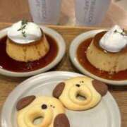 甘美 ゆうな 出勤前に、かわいいカフェに行ってきました☕🤍 RANUNCULUS(ラナンキュラス)