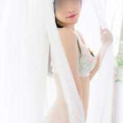 ヒメ日記 2025/04/23 19:55 投稿 海野 なぎさ RANUNCULUS(ラナンキュラス)