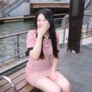 なつき 次回出勤日✅ プラチナ