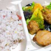 ヒメ日記 2024/12/13 07:00 投稿 もちプルっふわな『おもち』 ESSENCE