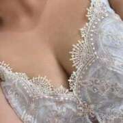 ヒメ日記 2025/08/19 12:30 投稿 もちプルっふわな『おもち』 ESSENCE