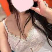 ヒメ日記 2025/09/13 15:30 投稿 もちプルっふわな『おもち』 ESSENCE