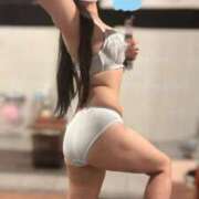 ヒメ日記 2025/09/23 22:00 投稿 もちプルっふわな『おもち』 ESSENCE