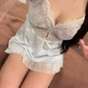 ヒメ日記 2025/11/08 17:30 投稿 もちプルっふわな『おもち』 ESSENCE