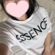 ヒメ日記 2025/12/27 06:48 投稿 もちプルっふわな『おもち』 ESSENCE