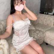 ヒメ日記 2025/12/29 05:43 投稿 もちプルっふわな『おもち』 ESSENCE