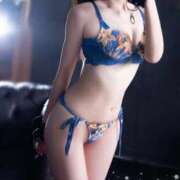 ゆん おれい🥰🍌 夜這専門発情する奥様たち 難波店