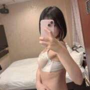 ヒメ日記 2024/12/28 17:03 投稿 えれな 素敵な女の子は好きですか？