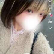 ヒメ日記 2025/10/25 17:18 投稿 えれな 素敵な女の子は好きですか？