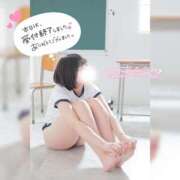 ヒメ日記 2025/11/03 17:49 投稿 えれな 素敵な女の子は好きですか？