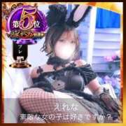 ヒメ日記 2025/11/12 12:33 投稿 えれな 素敵な女の子は好きですか？