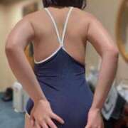 ヒメ日記 2025/12/22 23:33 投稿 えれな 素敵な女の子は好きですか？