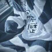 日向瀬 せな 極上超カワ美少女 見ろ全員 ファーストクラス ルビー