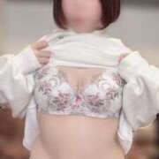 ヒメ日記 2025/05/20 09:25 投稿 降り注ぐアイが沢山『ゆき』 ESSENCE