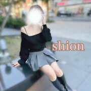 ヒメ日記 2025/12/22 15:16 投稿 しおん 赤坂添い寝女子