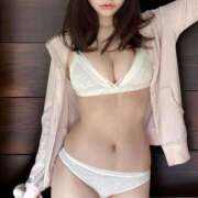 ヒメ日記 2025/03/17 20:37 投稿 スミレ On a best（オンナベスト）