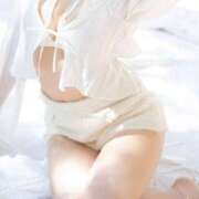 ヒメ日記 2025/11/21 21:38 投稿 スミレ On a best（オンナベスト）