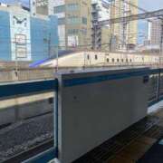 あいら 今日も出勤しているよ〜あと昨日のお話。 紅(くれない)