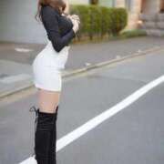 ヒメ日記 2025/10/09 14:55 投稿 上田 あいか RANUNCULUS(ラナンキュラス)