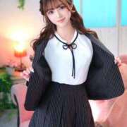 らら先生 1年♡ アロー