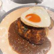 あの こんばんは！あのです☘️💕 池袋あられ