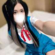 そら 出勤開始🤍 Gossip girl