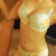 ヒメ日記 2025/10/19 19:00 投稿 すばる もしも素敵な妻が指輪をはずしたら・・・