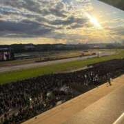 ゆに 競馬日和🐴競馬デート 品川ハイブリッドマッサージ