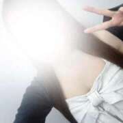 ヒメ日記 2025/10/26 22:45 投稿 雪村ももあ 全裸美女からのカゲキな誘惑