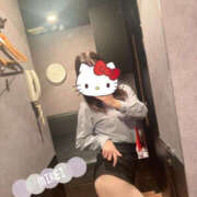 美麗 女の子にとって、メイクは鎧です…💐 BAD COMPANY（バッドカンパニー）