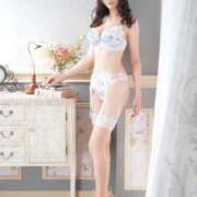 ヒメ日記 2025/12/09 07:45 投稿 しゅく 翡翠の夢