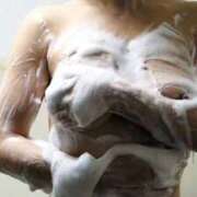 千里(ちさと) ごはん前に　シャワーします☘️ PLUS梅田店