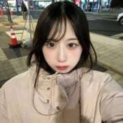 ゆき 🤍出勤🤍 E+アイドルスクール新宿・歌舞伎町店