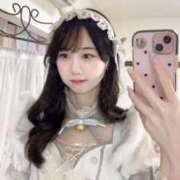 ゆき 🤍出勤🤍 E+アイドルスクール新宿・歌舞伎町店