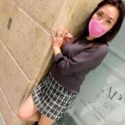 ヒメ日記 2025/11/28 16:06 投稿 かな 逢って30秒で即尺