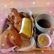 はろ はろです🐶 池袋あられ