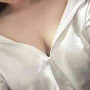 にな☆清楚なクリ好き変態娘☆ 目覚めのお胸♡ じゃむじゃむ長野店