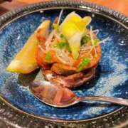 ヒメ日記 2024/12/22 08:31 投稿 近藤えま 華椿