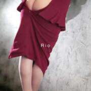 りお 大量聖水、複数回可！ 大阪痴女性感フェチ倶楽部