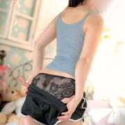 ヒメ日記 2025/11/06 12:00 投稿 ひなの スチュワーデス