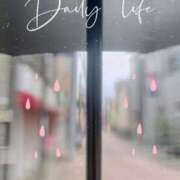 リリス 色気」って不思議 HAND BITCH(ハンドビッチ)