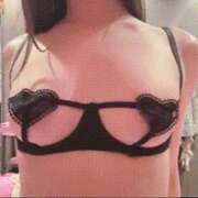 ヒメ日記 2025/12/09 01:25 投稿 ぱめにゃん☆EX猫嬢☆ 発情期限定!!即ズボ動物愛護団体