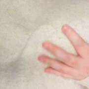 さなえ 服の上でも感じます♡♡ 川越ぷよステーション