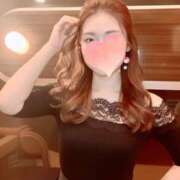 えみり 今日は友達と晩御飯🍴😋🍴 クリスタル