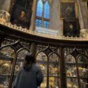 りこ 目指せ魔法使い🪄︎︎✨ 新宿11チャンネル