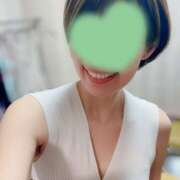 ヒメ日記 2025/12/04 09:55 投稿 西城 HERMINE-エルミネ-